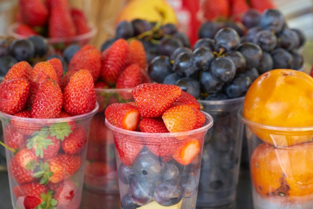 Flavonoid-Rich Fruits in Midlife May Protect Against Dementia in Later Life