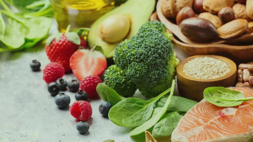 The Ultimate Guide to a Kidney Diet: Foods to Eat and Avoid for Optimal Kidney Health