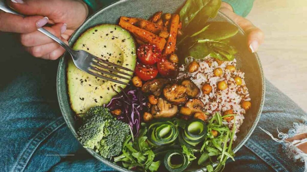 High-Fiber Plant-Based Diet: Reduce Cancer Risk with Expert Tips