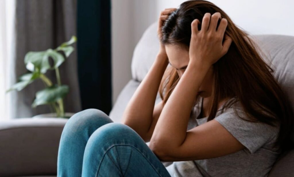 Depression Rates Climb in the US: CDC Report Reveals Key Symptoms and Practical Coping Strategies