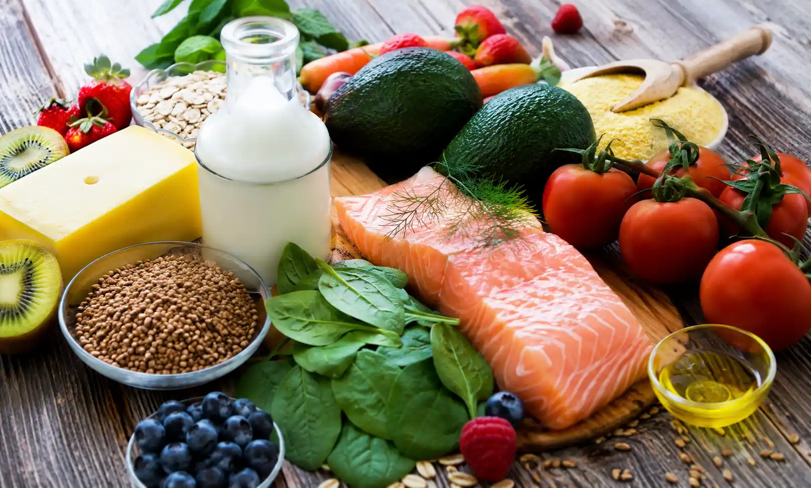 10 Best Foods for Healthy Skin That Help You Glow Naturally