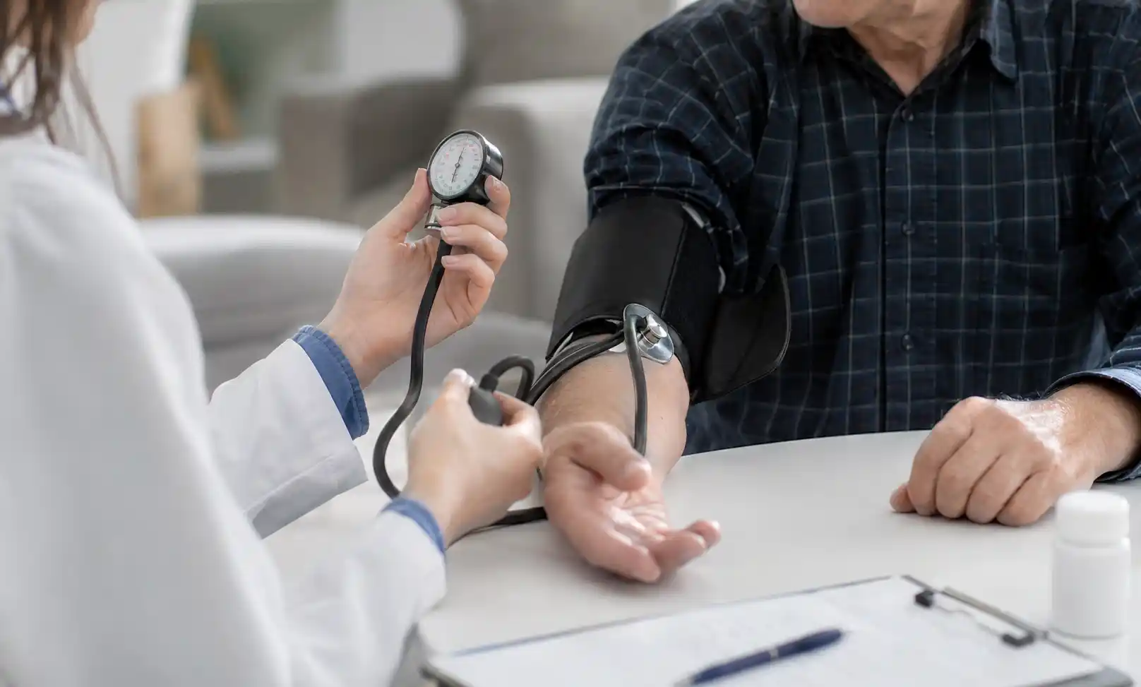 High Blood Pressure Symptoms: Signs You Should Know