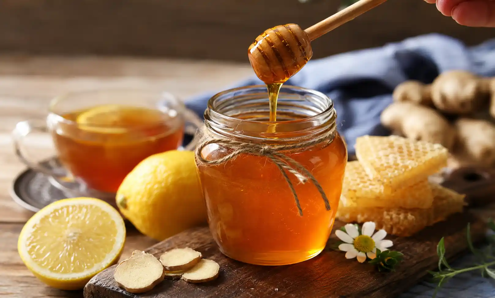 What Are the Health Benefits of Honey? Natural Guide