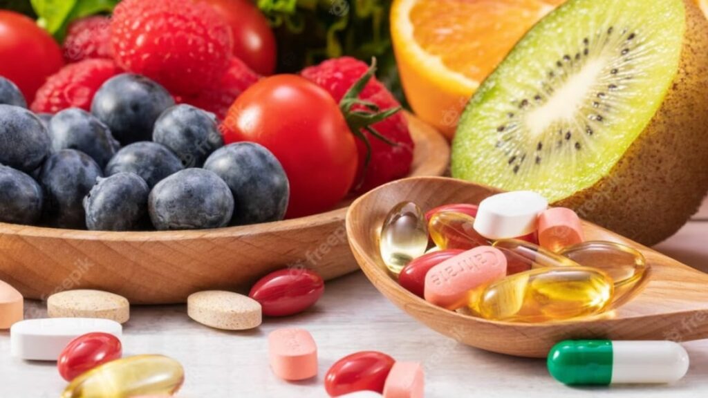 Smoothie supplements: Dietitian tips for safe, nutritious blends.