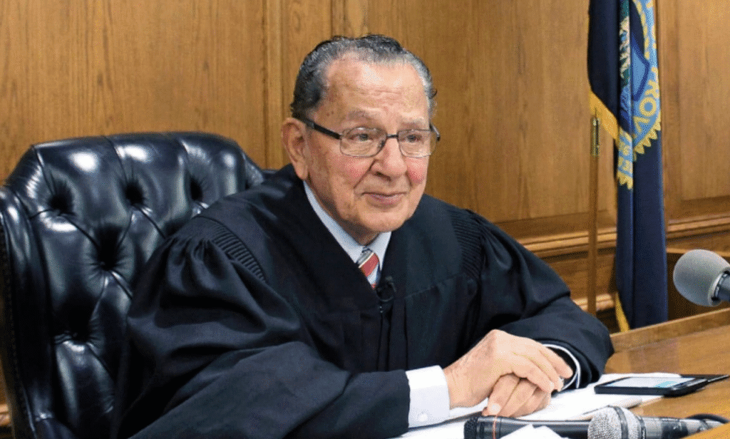 Judge Frank Caprio dies at 88 after cancer battle.